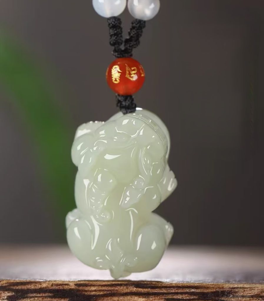 Mini Pixiu Pendant (Female Pixiu, For Men)