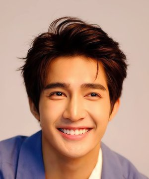 Earth Pirapat Watthanasetsiri Earth Pirapat Watthanasetsiri