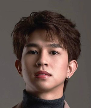 Fluke Natouch Siripongthon Fluke Natouch Siripongthon